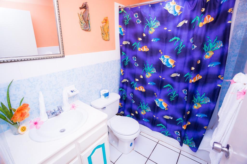 Villa Criss Ocho Rios Esterno foto